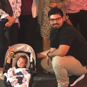 Meet your Posher, Carlos